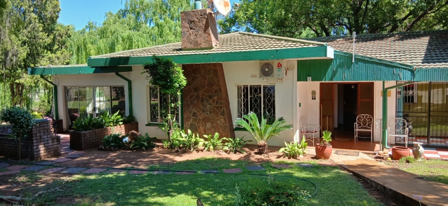 16 Bedroom Property for Sale in Kuruman Northern Cape